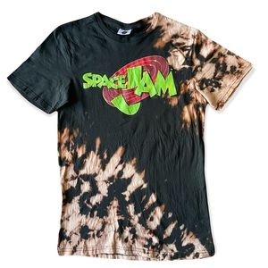 Reverse Tie Dye Space Jam Graphic T-shirt